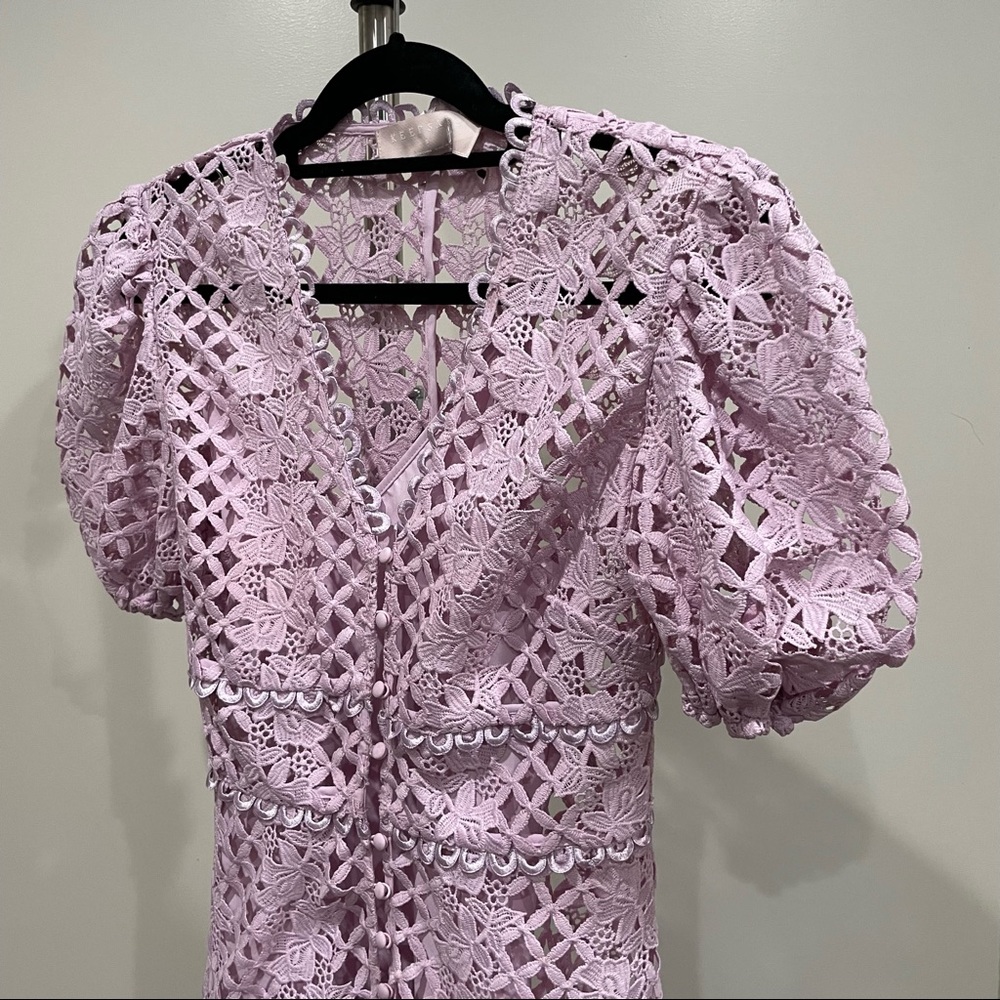 STUNNING PURPLE LILAC KEEPSAKE LACE DRESS